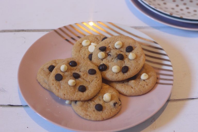 Mini Chocolate Chip Cookies