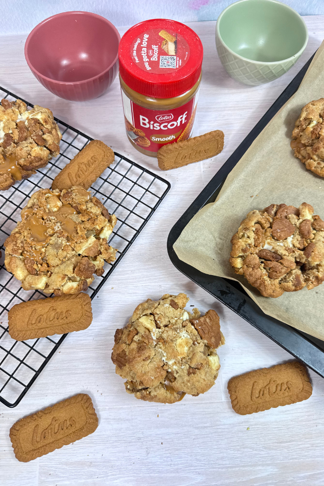 Biscoff Stuffed Cookies
