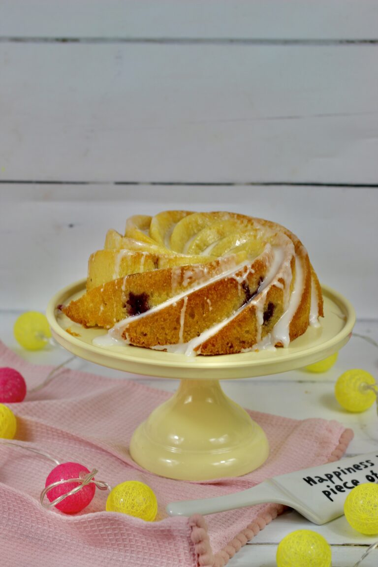 Prosecco & Blackberry Bundt Cake