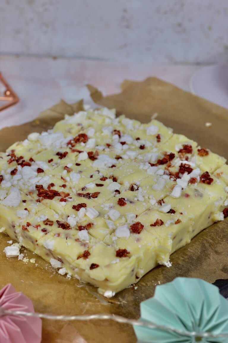 Eton Mess Fudge