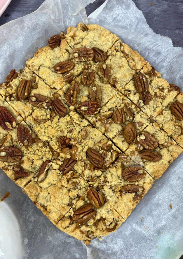 Caramel and Pecan Cookie Bars