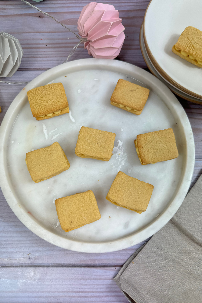 Custard Creams