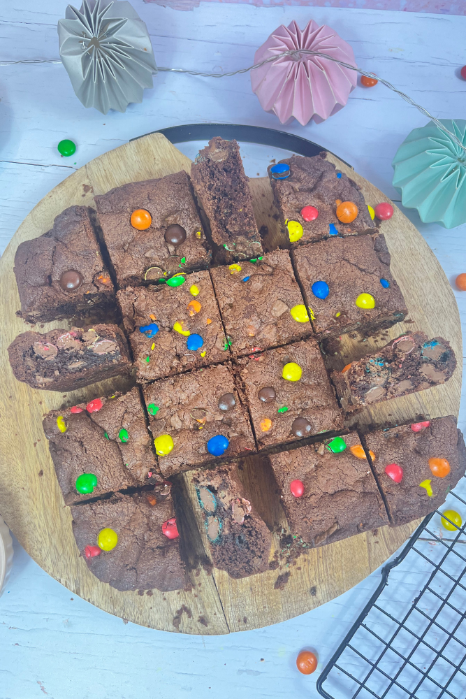 M&M Cookie Bars