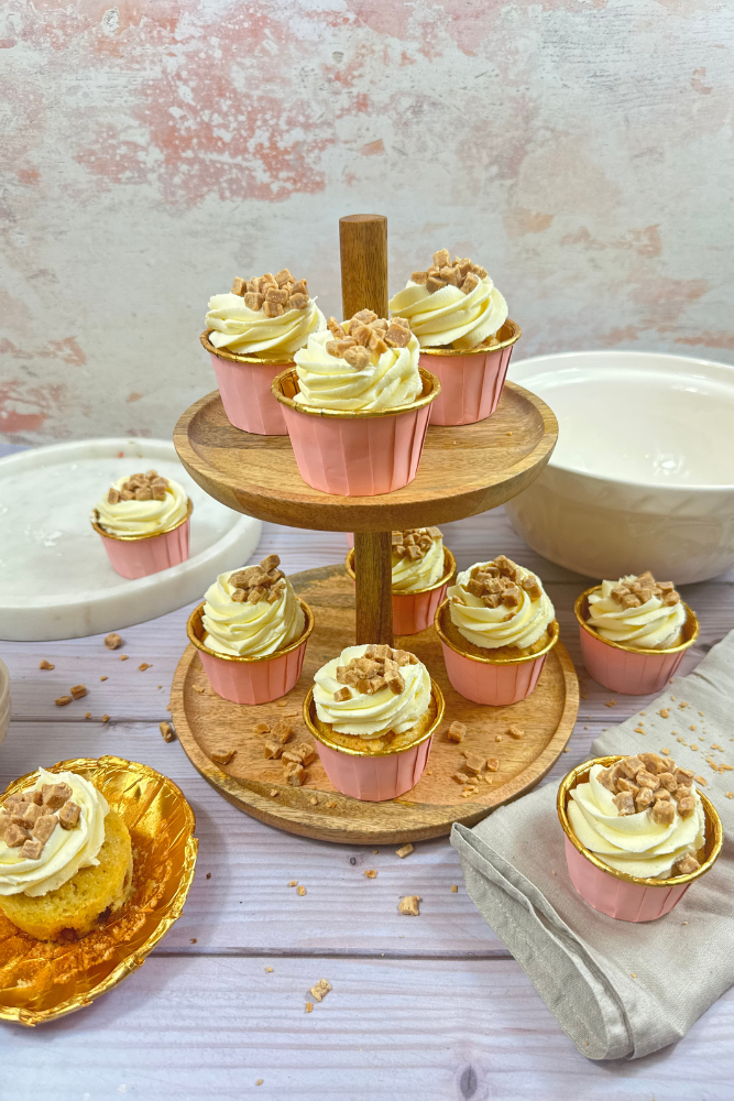 White Chocolate and Fudge Cupcakes