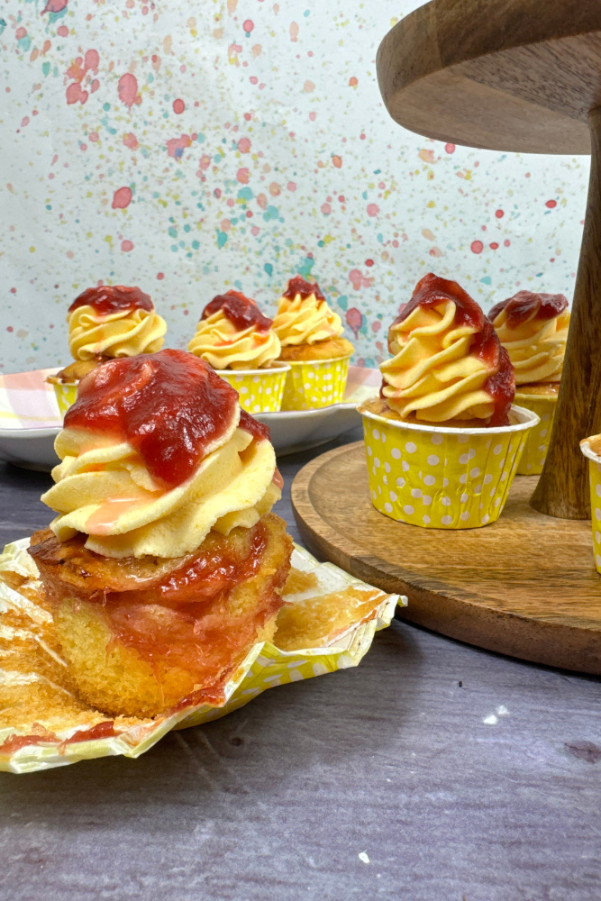 Rhubarb and Custard Cupcakes